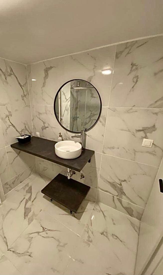Comfortable Apartment In The City Center เอเธนส์ ภายนอก รูปภาพ